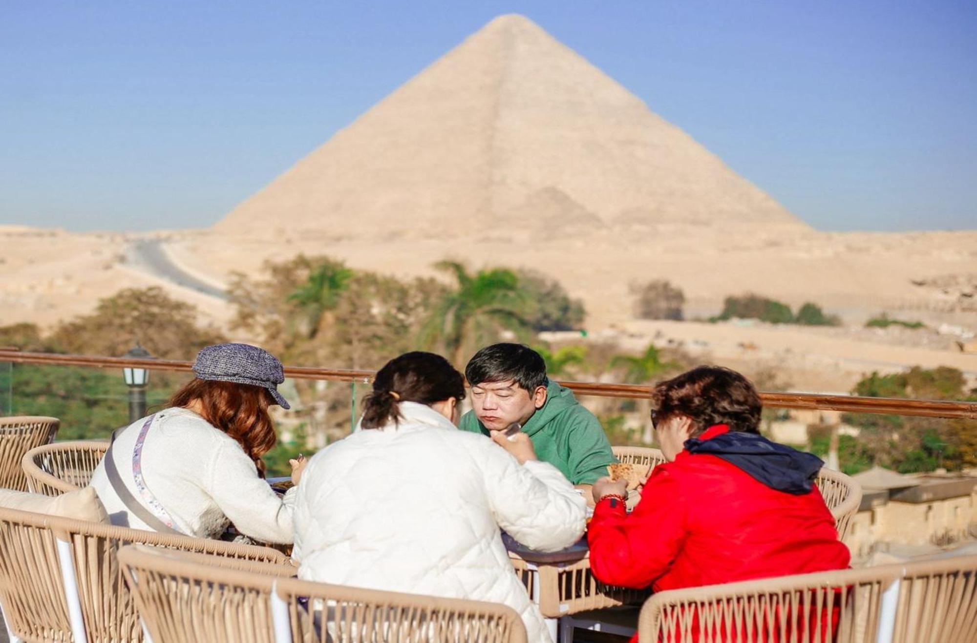 Tree Lounge Pyramids View Inn , Sphinx Giza Kafret el-Gabal Eksteriør bilde