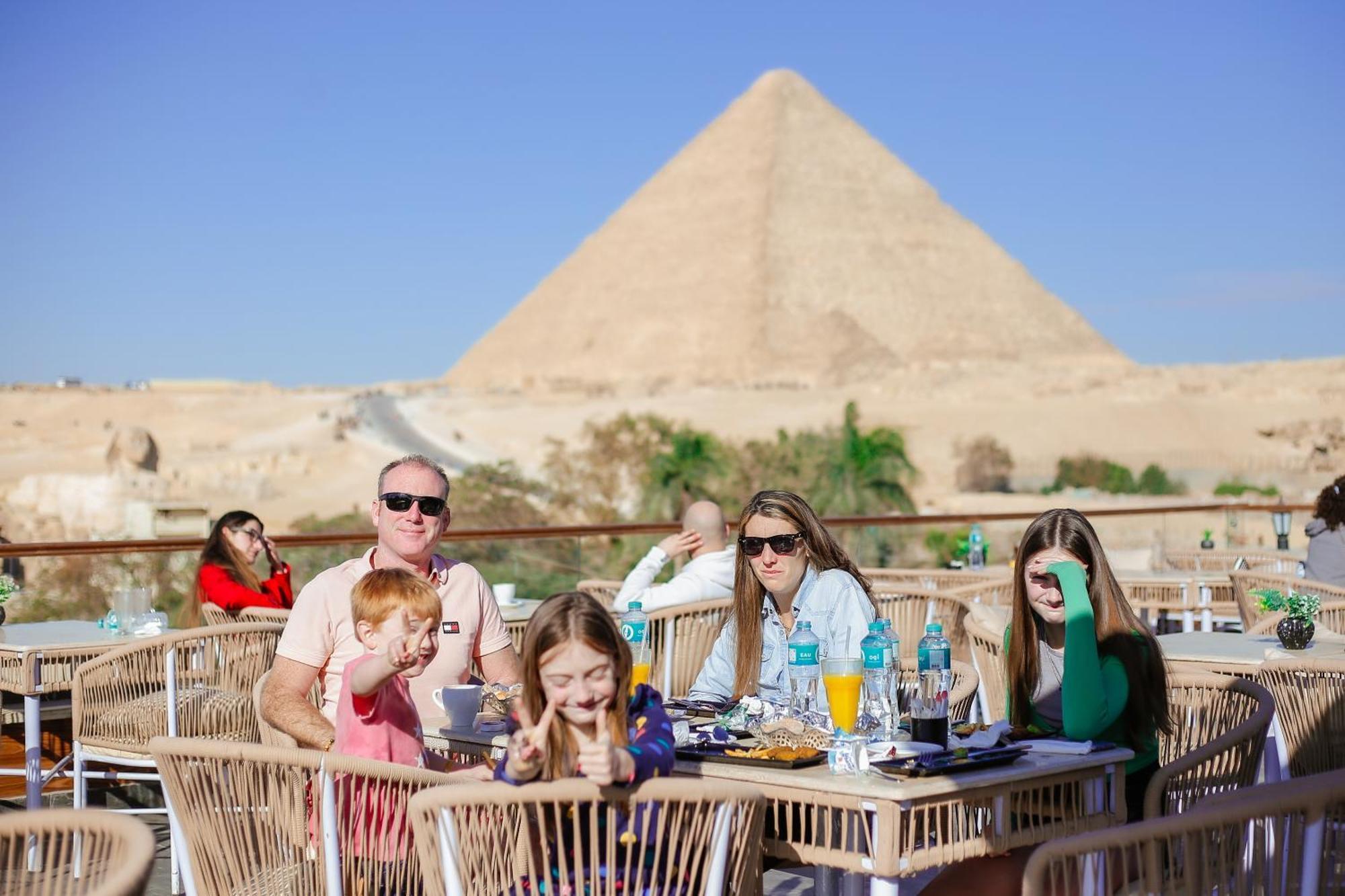 Tree Lounge Pyramids View Inn , Sphinx Giza Kafret el-Gabal Eksteriør bilde
