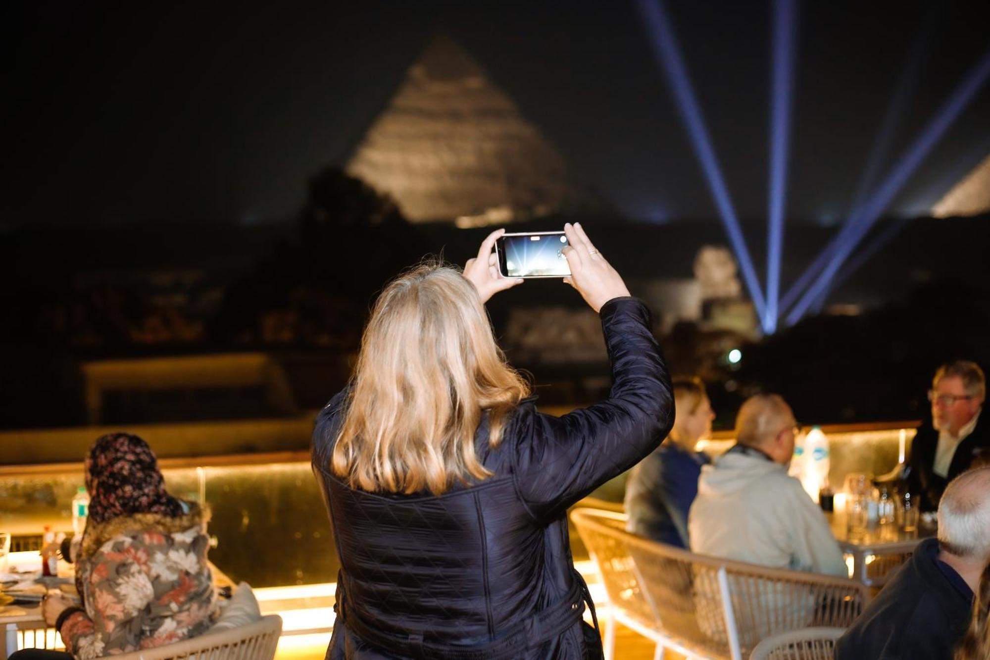 Tree Lounge Pyramids View Inn , Sphinx Giza Kafret el-Gabal Eksteriør bilde
