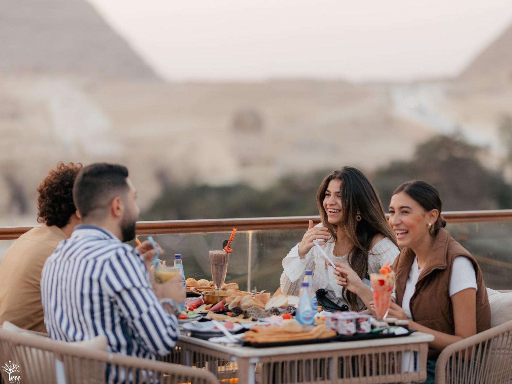 Tree Lounge Pyramids View Inn , Sphinx Giza Kafret el-Gabal Eksteriør bilde